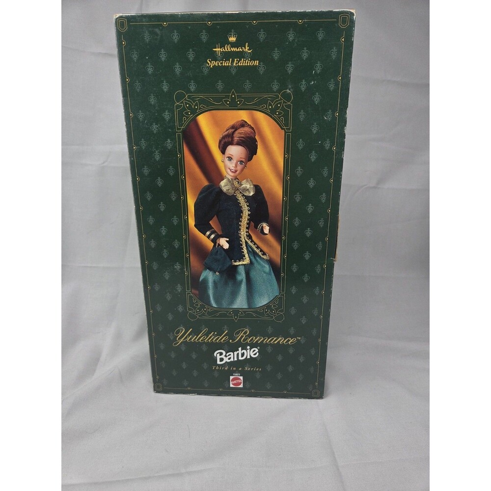 Vintage 1996 Hallmark Special Edition Yuletide Romance Barbie Doll Mattel 15621
